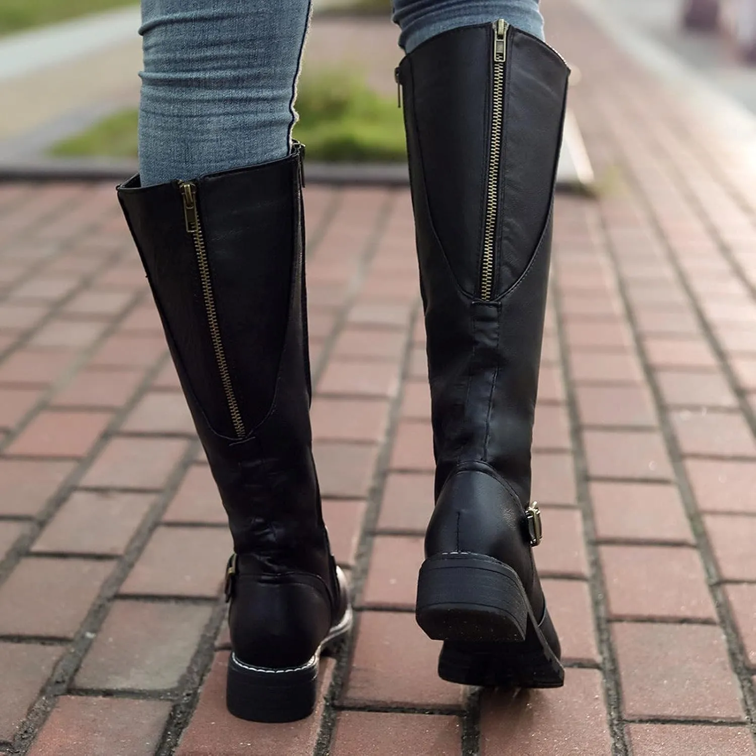 Bcshiye Women's Knee High Riding Boots Wide Calf Knee High Flat Low Heel Zipper Buckle Fashion Motorcycle Boots