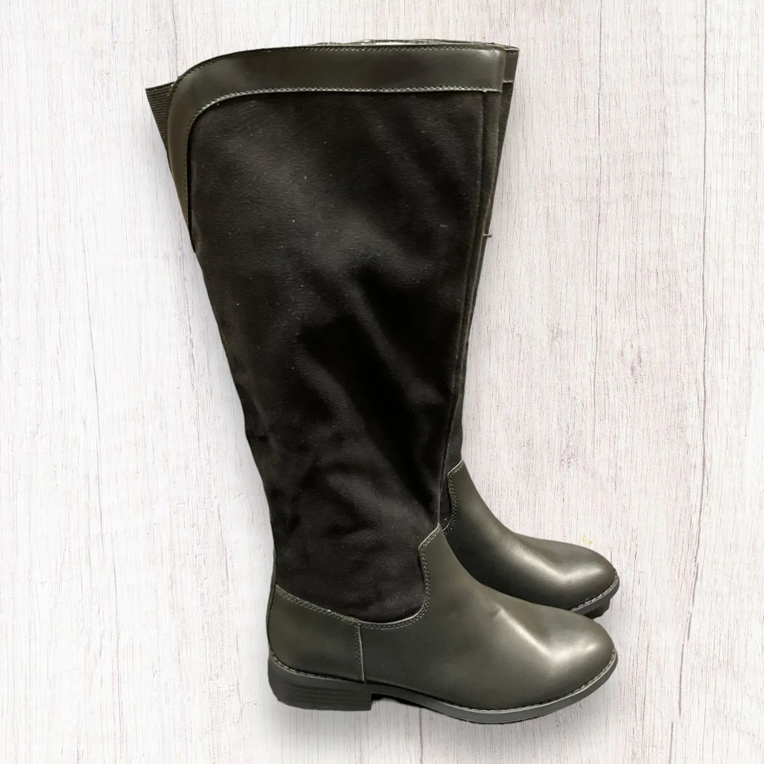 Black Boots Knee Flats Liz Claiborne, Size 6