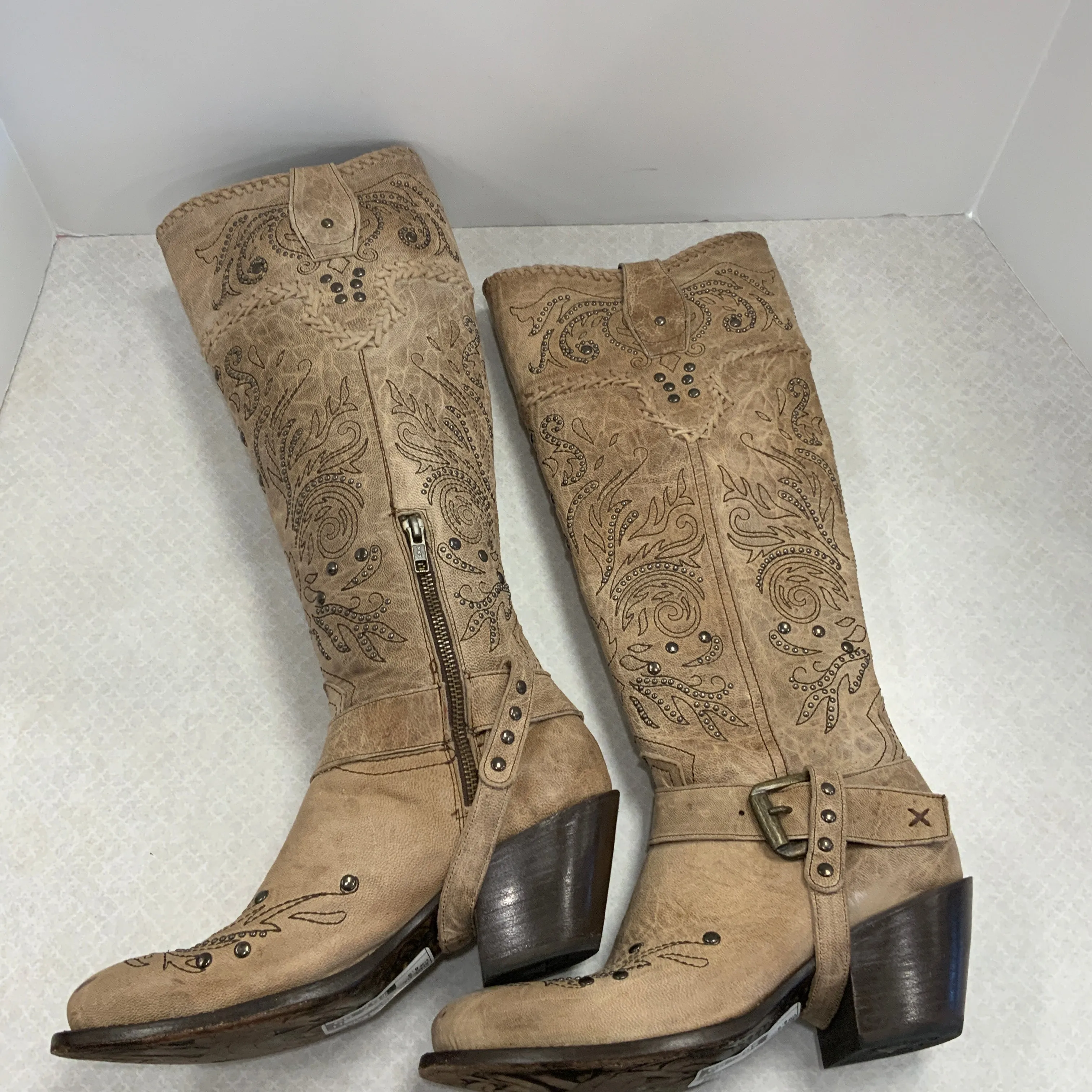 Boots Knee Heels By Black Star In Brown, Size: 8.5