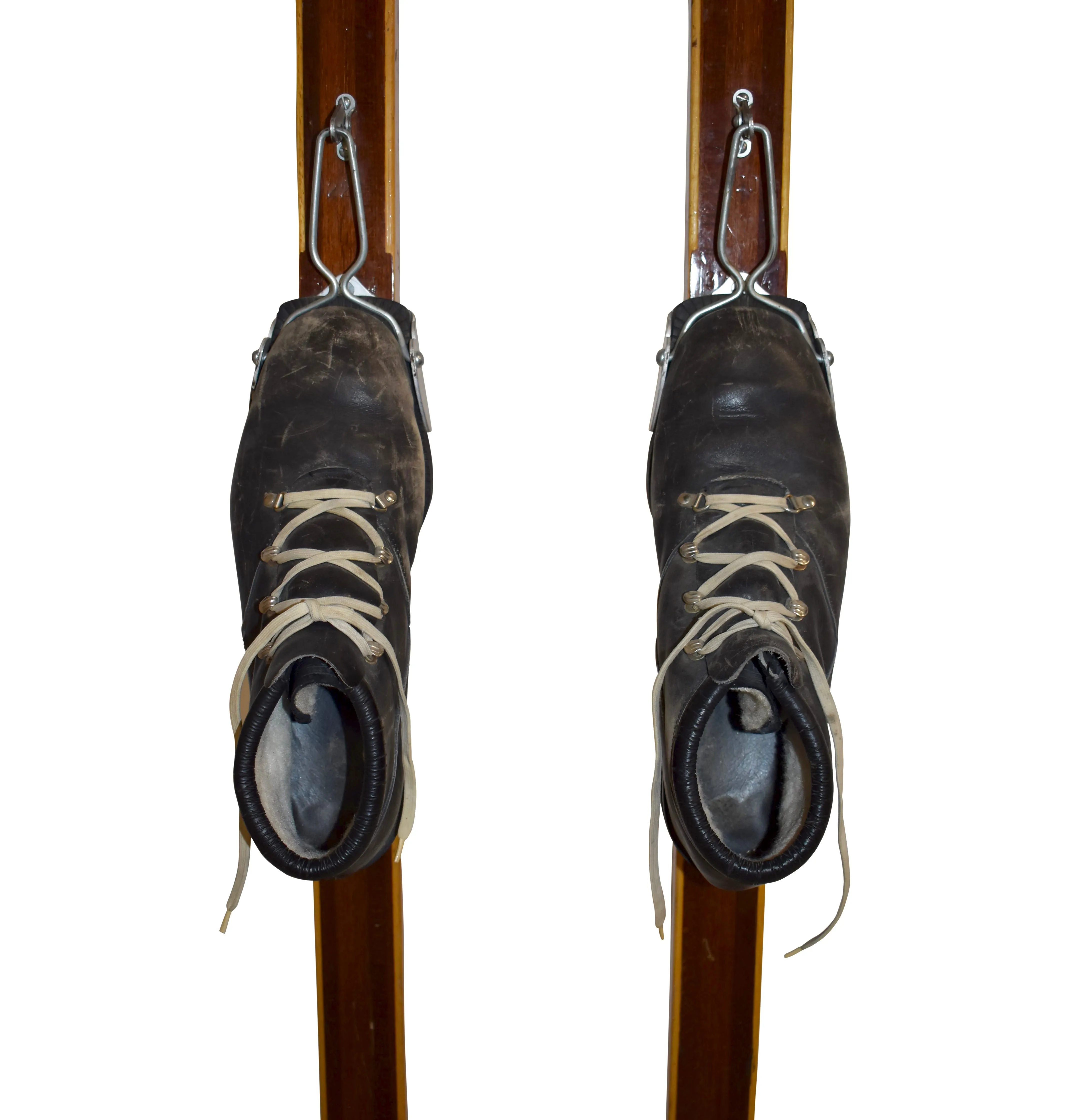 Cross-Country Bonna Norwegian Skis with Snabb Bindings and Leather Boots