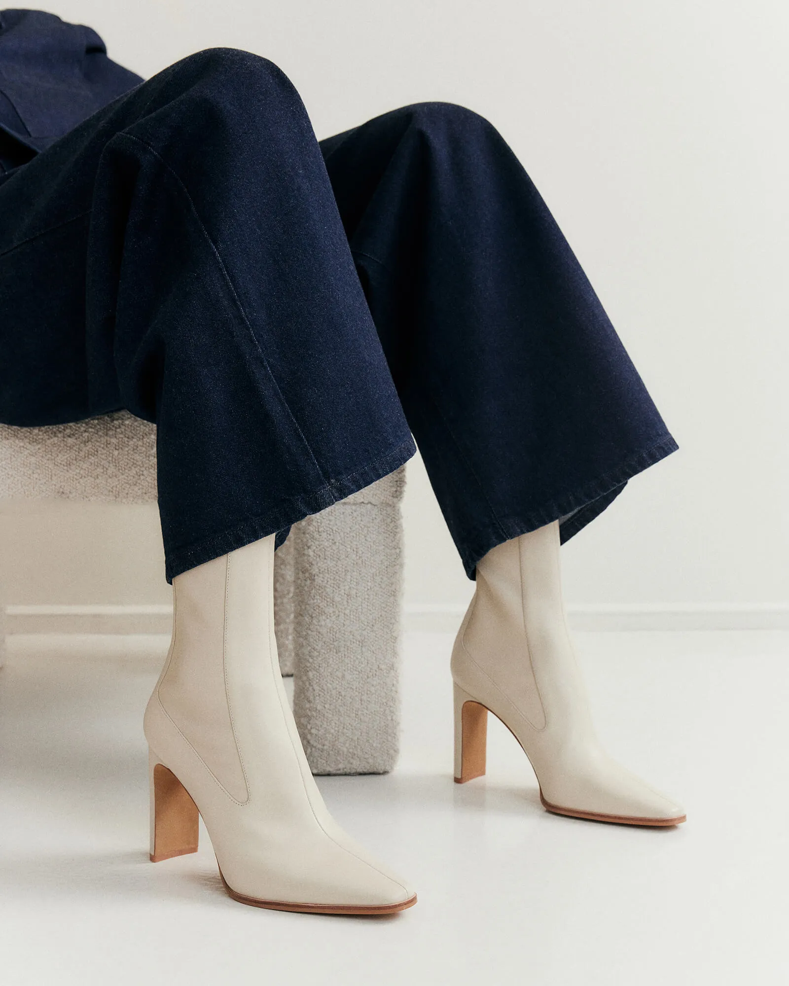 JUNE HIGH ANKLE BOOTS OFF WHITE LEATHER