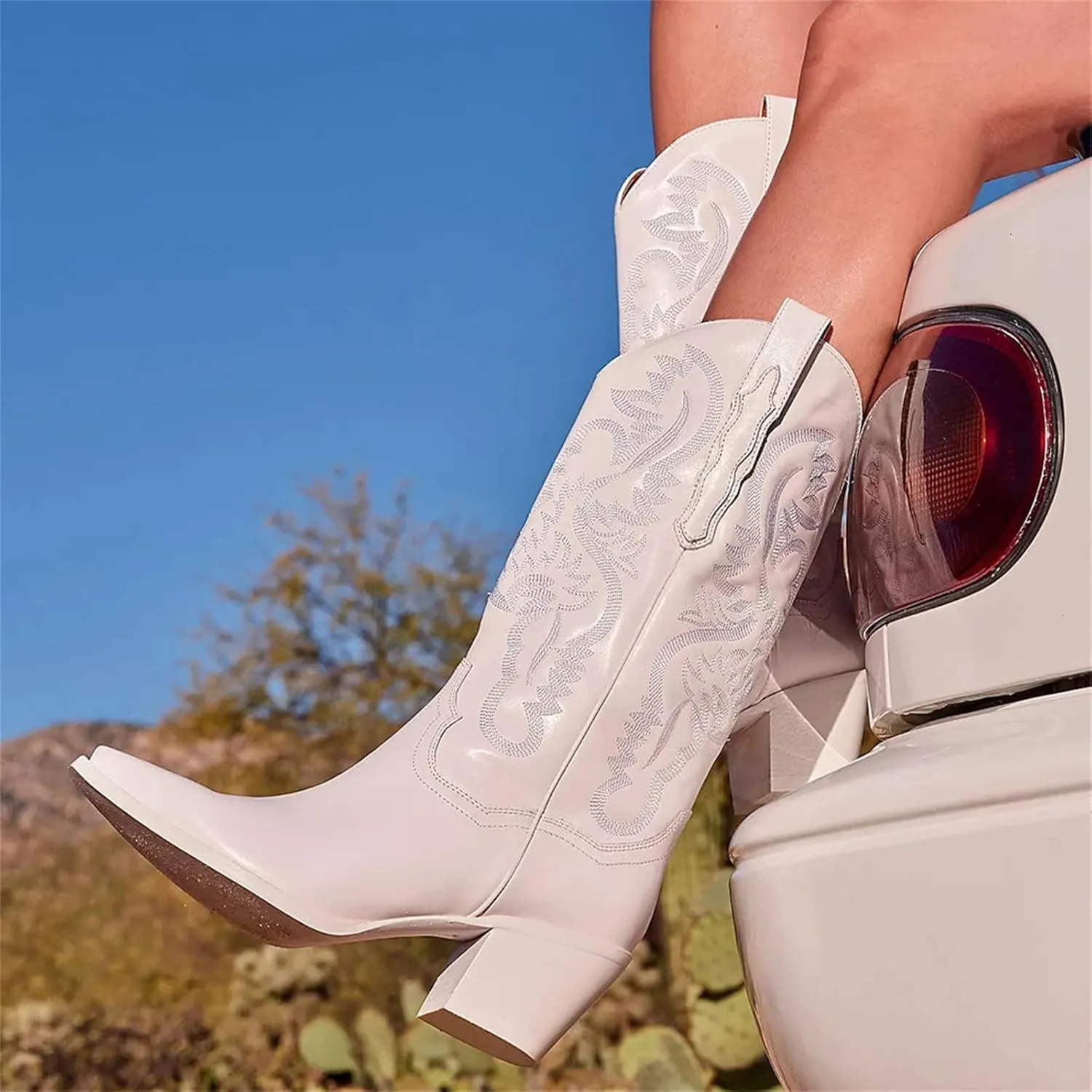 Lausiuoe Cowboy Boots For Women Wide Calf Wide Foot Embroidered Pull-On Chunky Heel Cowgirl Knee High Western Boots