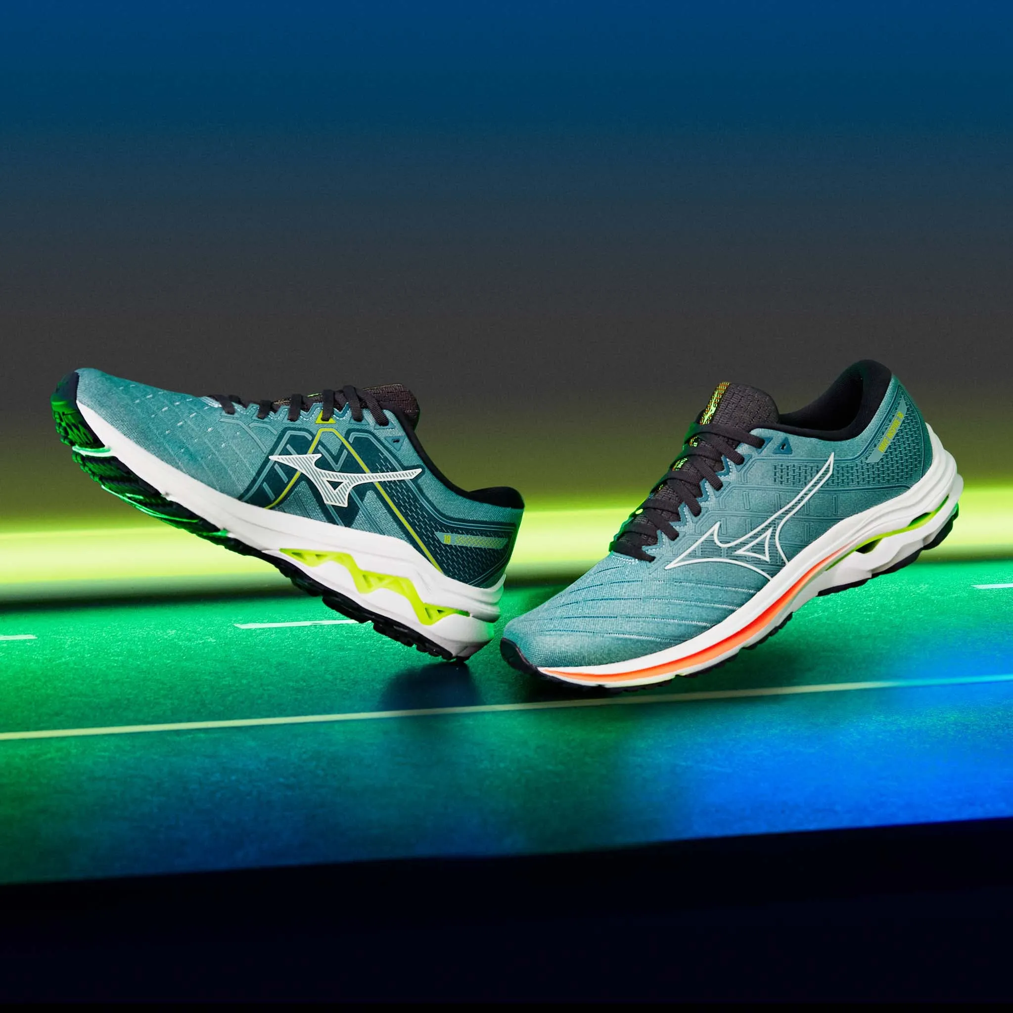 Mizuno | Men's Wave Inspire 18 Running Shoes