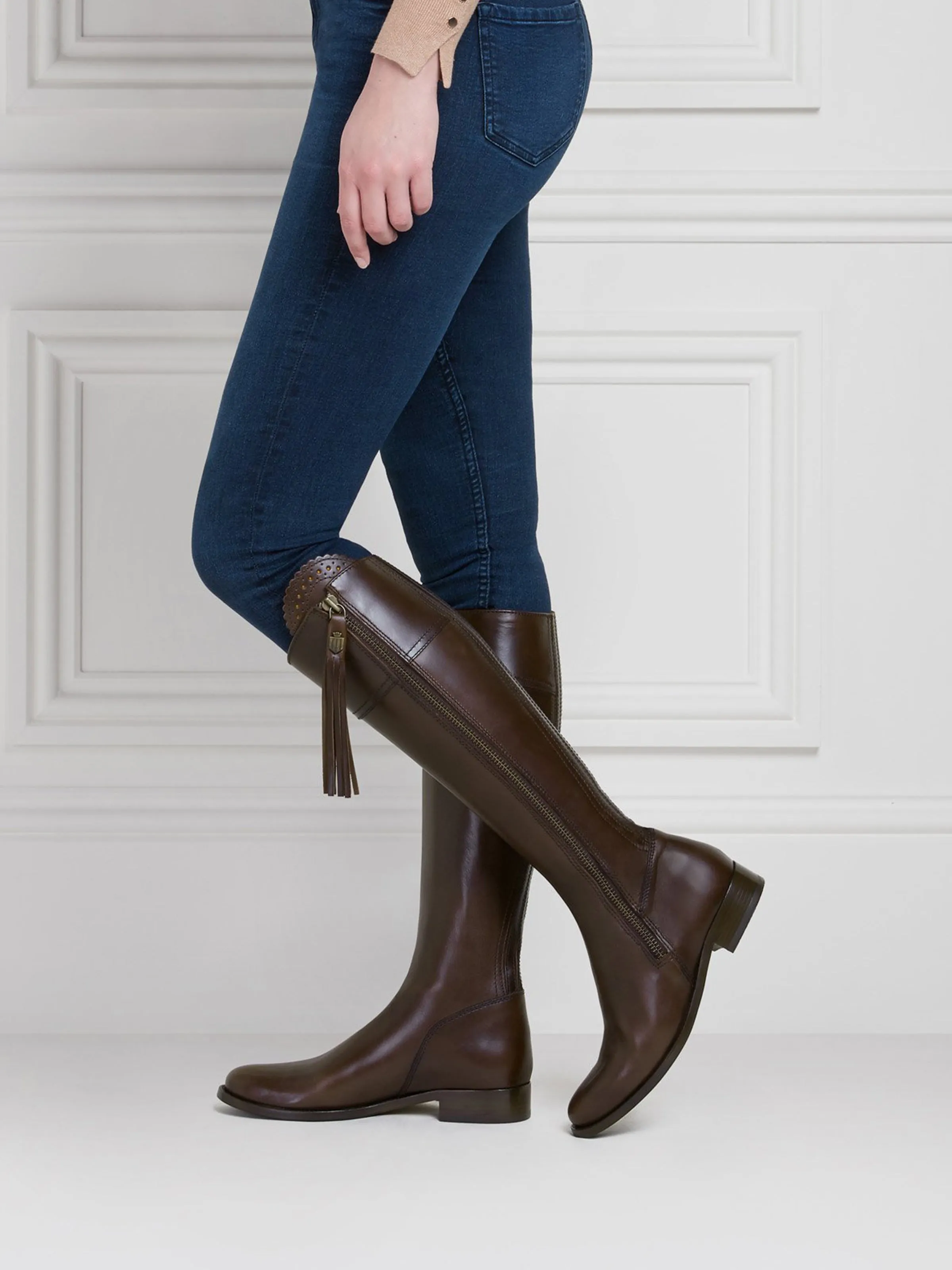 Regina (Sporting Fit) - Mahogany Leather