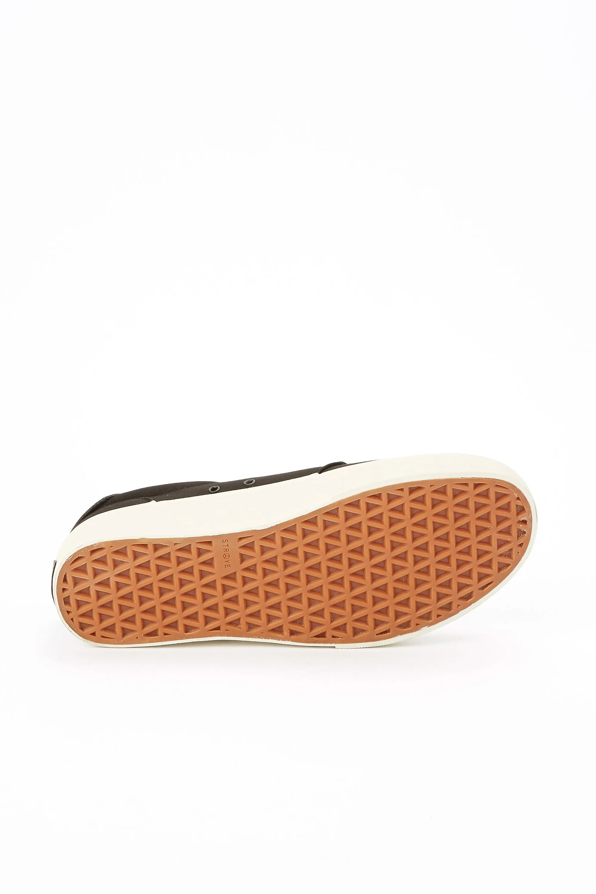 Straye Fairfax Black Bone Low Top Shoes